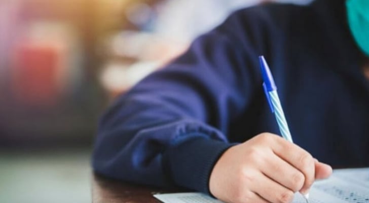 التربية : اسئلة التكميلية ستكون "اختيار من متعدد" باستثناء العربي والإنجليزي والرياضيات