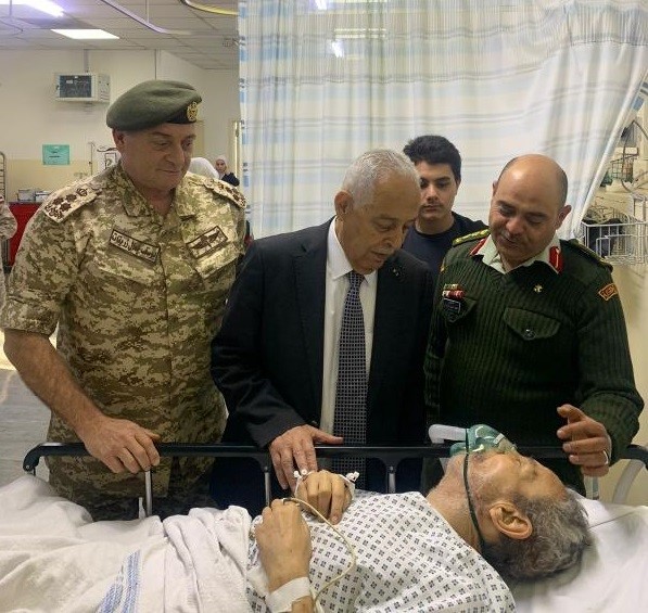 بتوجيهات ملكية.. العيسوي يطمئن على صحة العميد المتقاعد النوباني