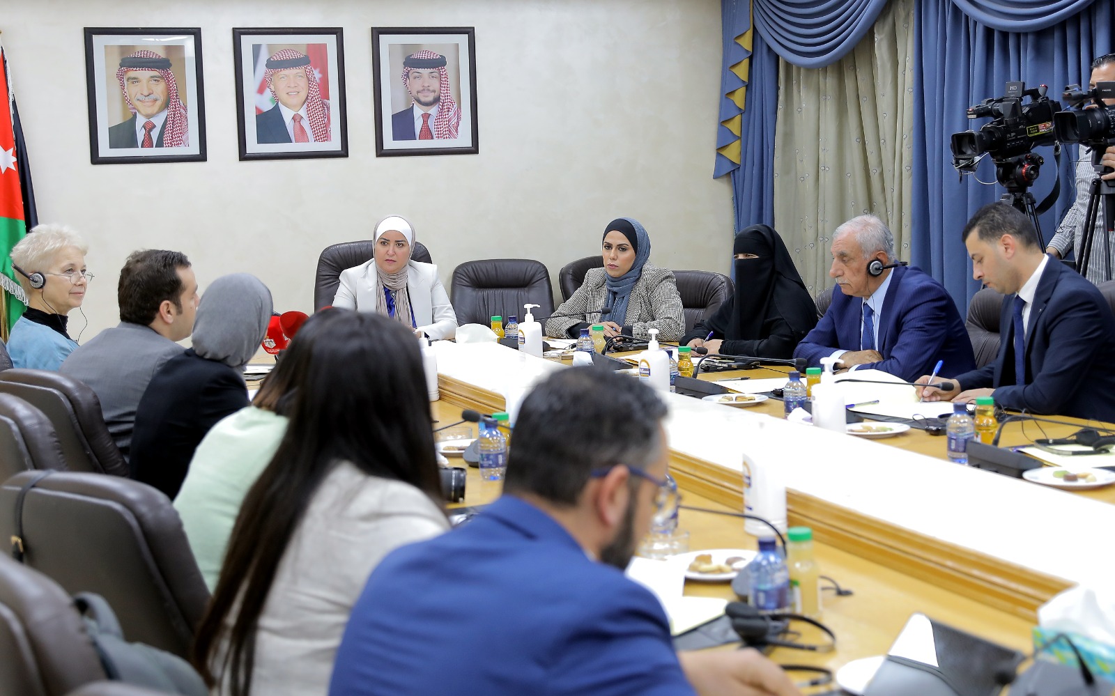 "الأسرة النيابية" تلتقي المُديرة التنفيذية للمُبادرة النسوية الأورومتوسطية