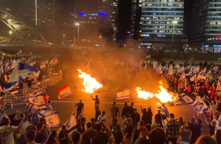 ألمانيا: نتابع "بقلق" التطورات في (إسرائيل)