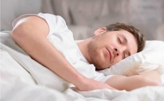 من أجل "ليلة مريحة".. 6 أطعمة تحسن جودة النوم