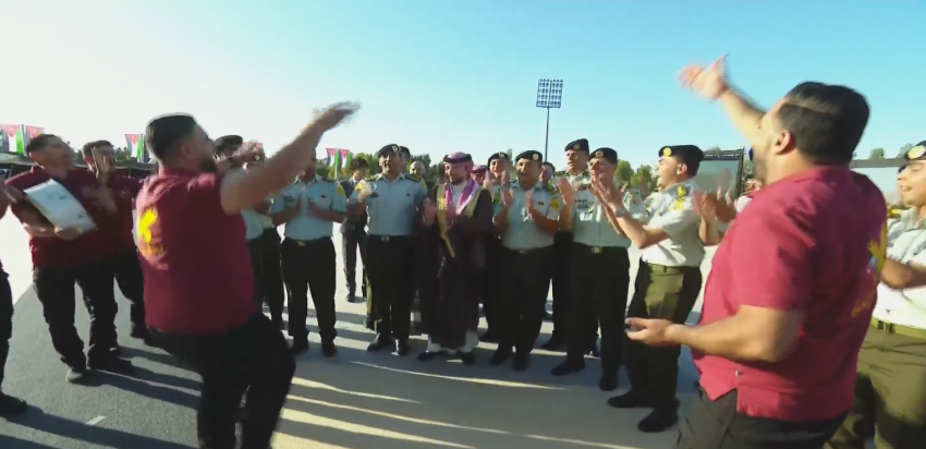الزفاف الملكي .. فرقة كفر جايز تزف ولي العهد