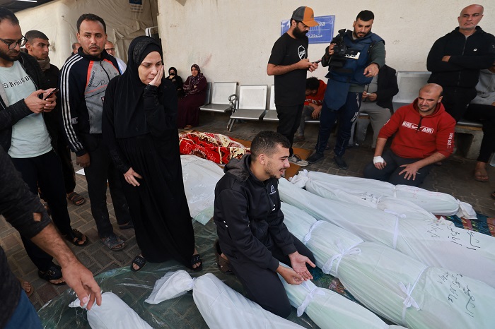 الاحتلال يواصل مجازره في قطاع غزة: 178 شهيدا خلال 13 ساعة