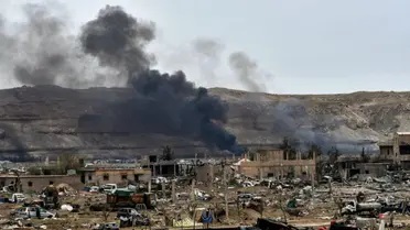 المرصد السوري: دوي انفجار عنيف في دير الزور بسوريا