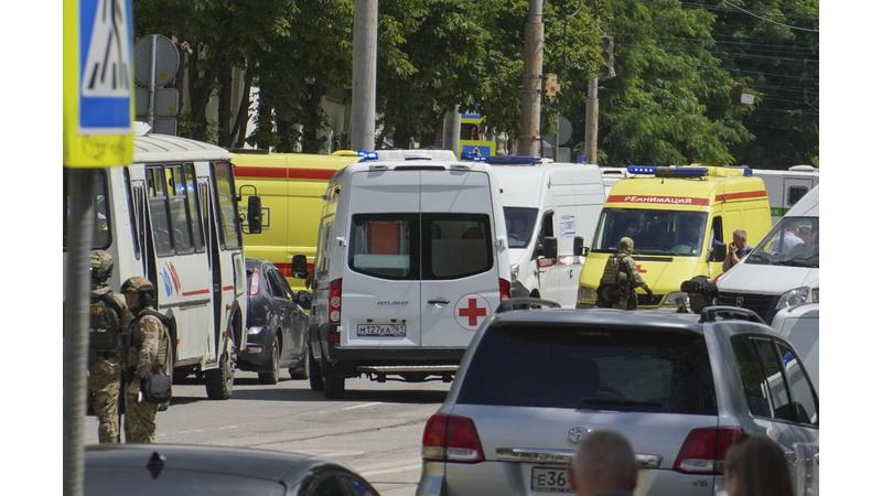 روسيا: مقتل ستة مسلحين وتحرير رهائن من مركز توقيف