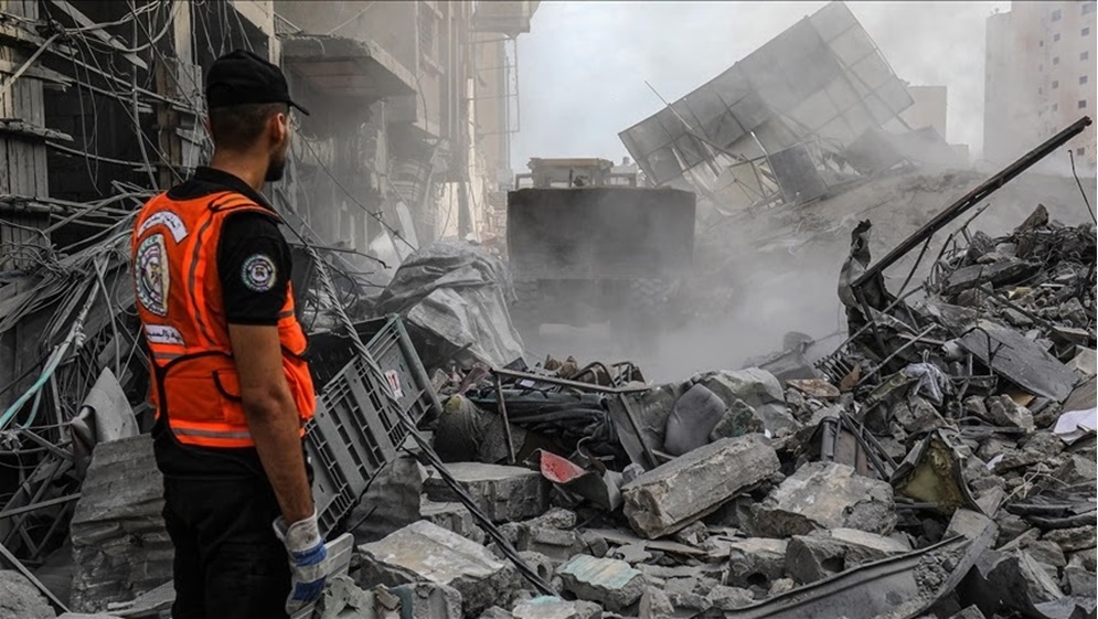 الدفاع المدني في غزة: 83 عنصرا من طواقمنا استشهدوا منذ السابع من أكتوبر
