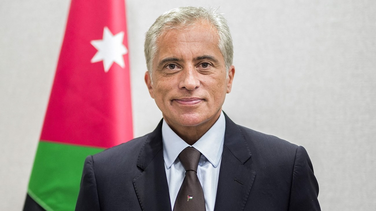 رئيس الوزراء يوجه بدارسة تأسيس صناديق تمويل ميسرة للمعلمين والمعلمات