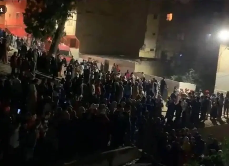 انهيار مبنى في فاس يودي بحياة 9 أشخاص وإصابة 7 آخرين