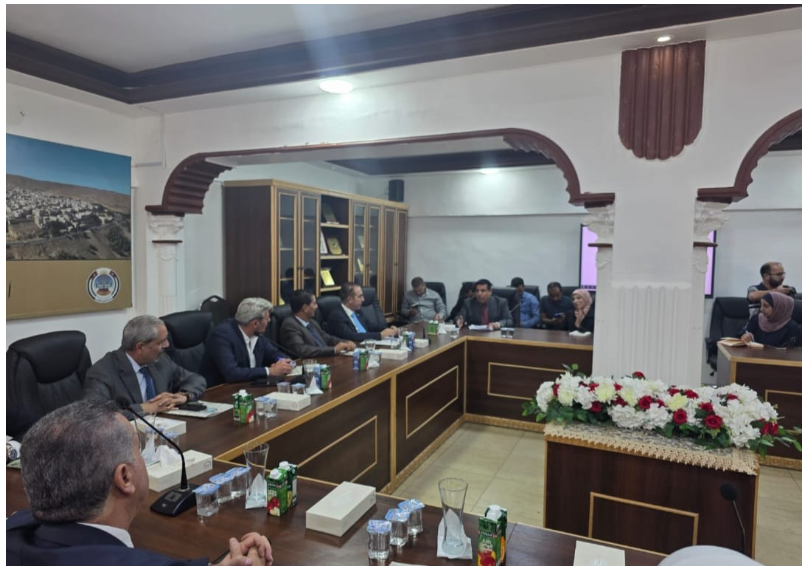 رئيس لجنة بلدية الكرك الكبرى يستقبل نواب المحافظة