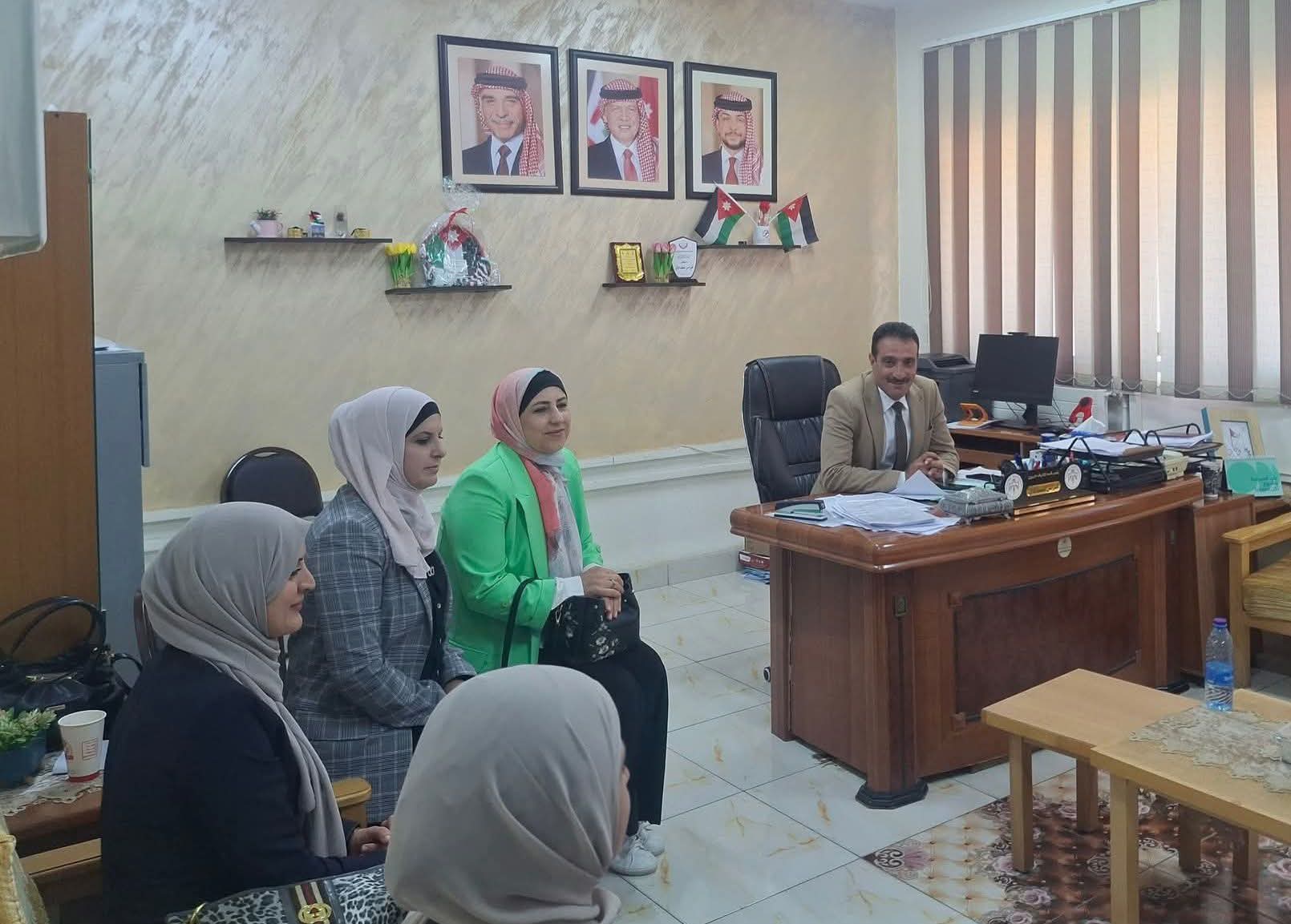 اجتماع سفراء جائزة الملكة رانيا للتميز التربوي في قصبة إربد