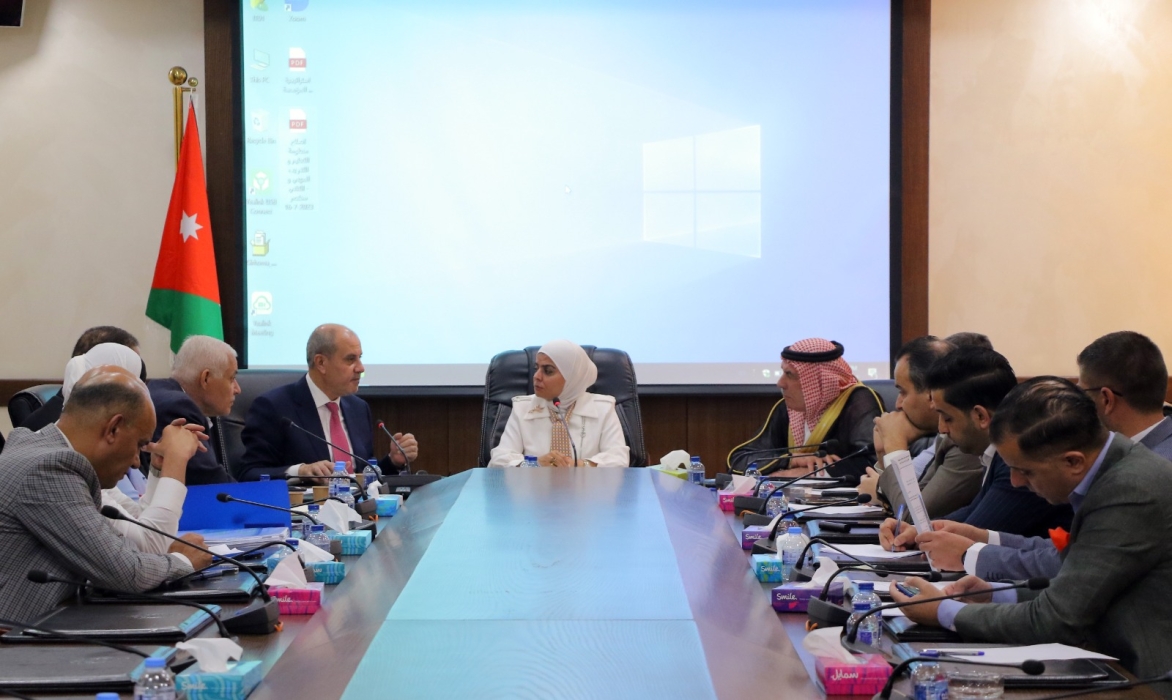 "العمل النيابية" تبحث موضوع البرنامج الوطني للتشغيل