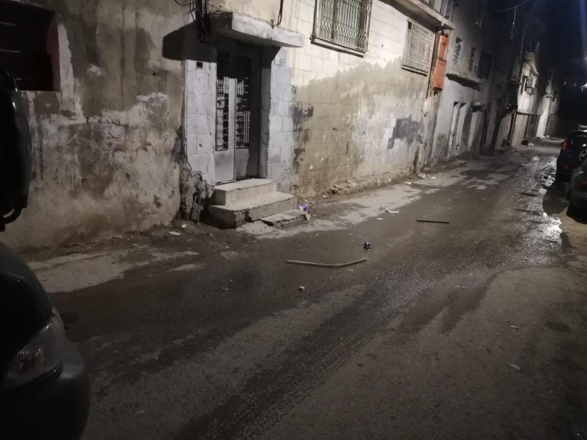 أهالي حي المزارع في عمّان يشتكون فيضان المجاري.. مصور