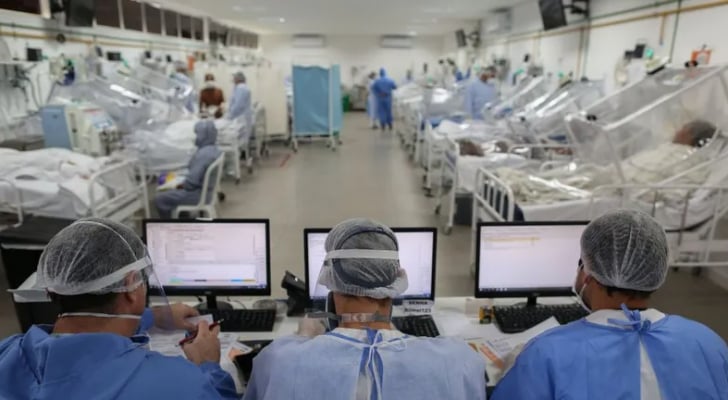الصحة العالمية: تراجع إصابات كورونا بنسبة 76بالمئة