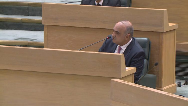 " النواب " يرد على اتهامات الخصاونة لاحد النواب برمي "دواليب الإحباط" في مسيرة الوطن