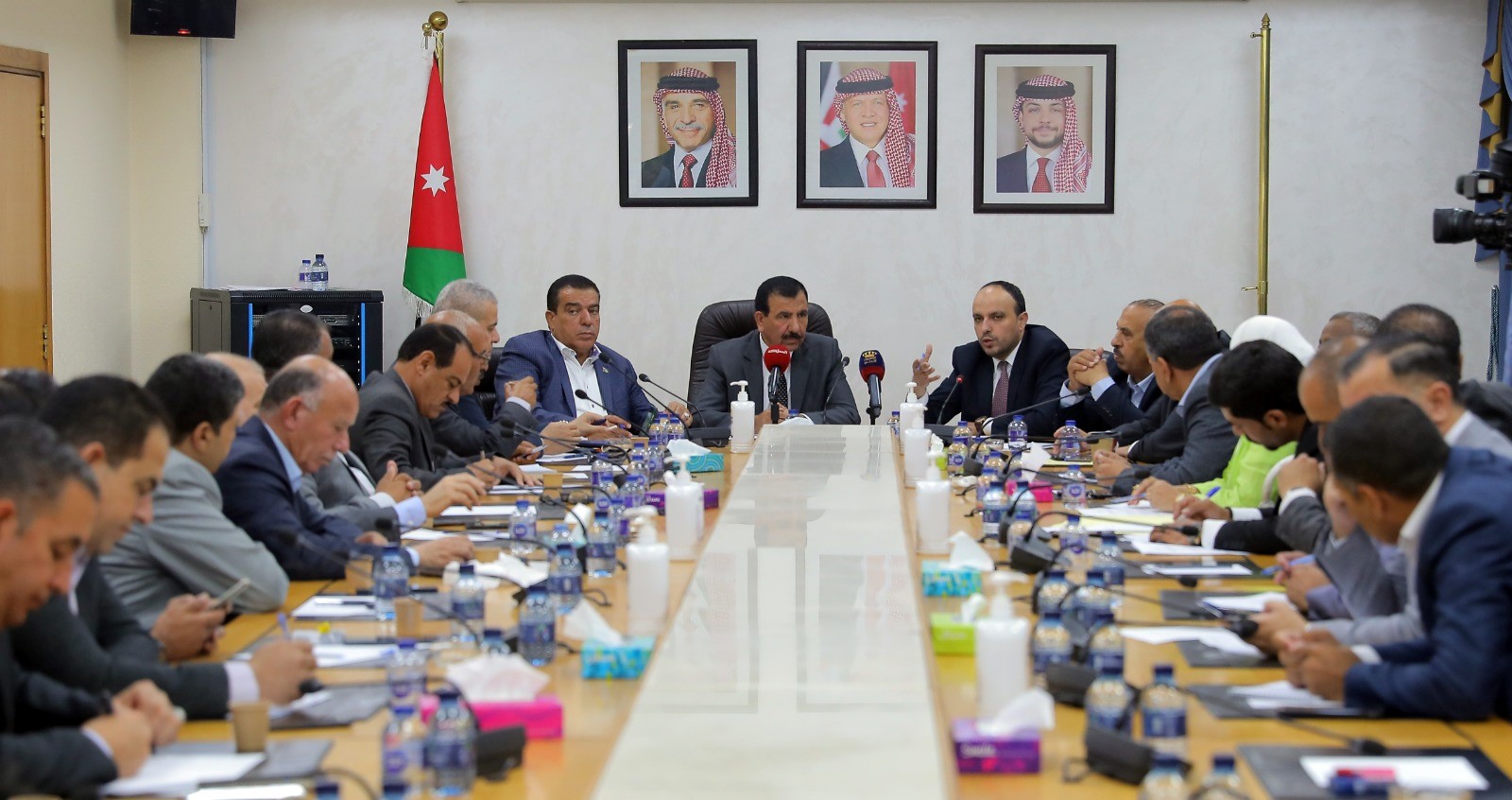 "إدارية النواب" تؤكد ضرورة إنجاح مجالس المحافظات