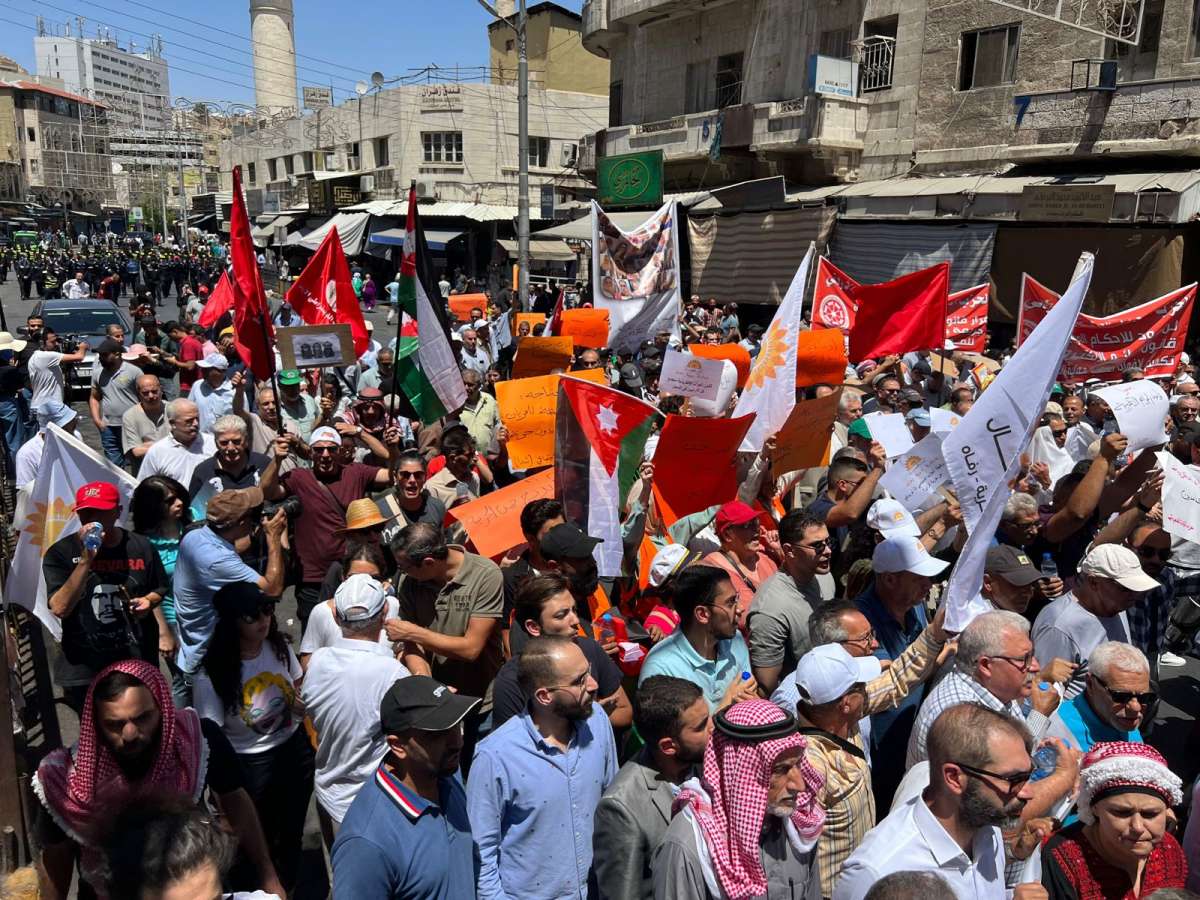 مسيرة احتجاجية في وسط البلد رفضا لـ"قانون الجرائم الإلكترونية"