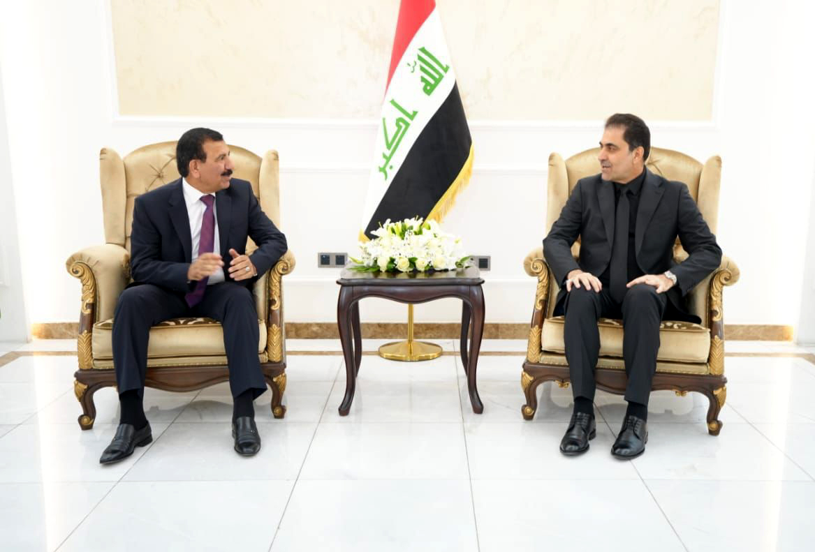 النائب الأول لرئيس مجلس النواب العراقي يستقبل الخلايلة والوفد المرافق له