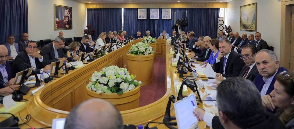 "خدمات الأعيان" تُقر مشروع قانون حماية البيانات الشخصية