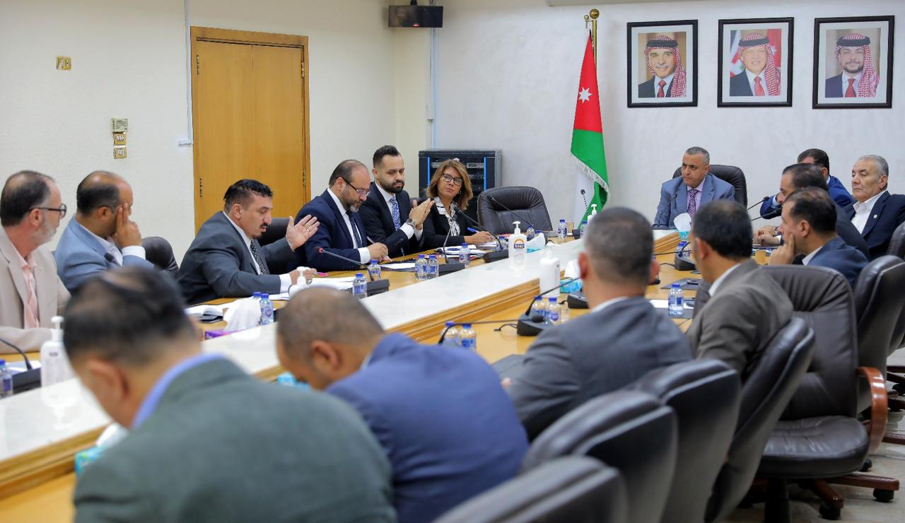 الشباب النيابية تناقش موضوعات متعلقة برياضة "الكيغ بوكسينغ"