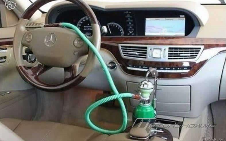 ضبط سائق مركبة شحن يدخن الأرجيلة على طريق إربد