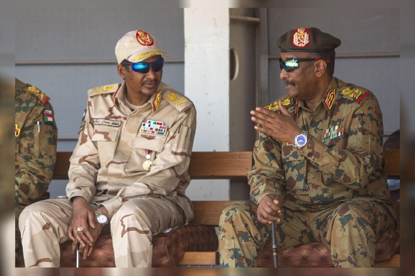 قائد الجيش السوداني يتعهد بالبقاء على المسار الإنتقالي بعد هزيمة قوات الدعم السريع