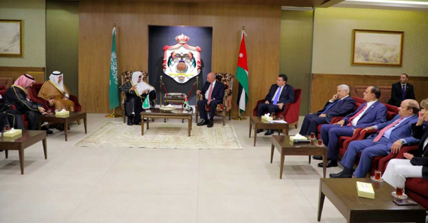 رئيس مجلس الأعيان يلتقي رئيس مجلس الشورى السعودي