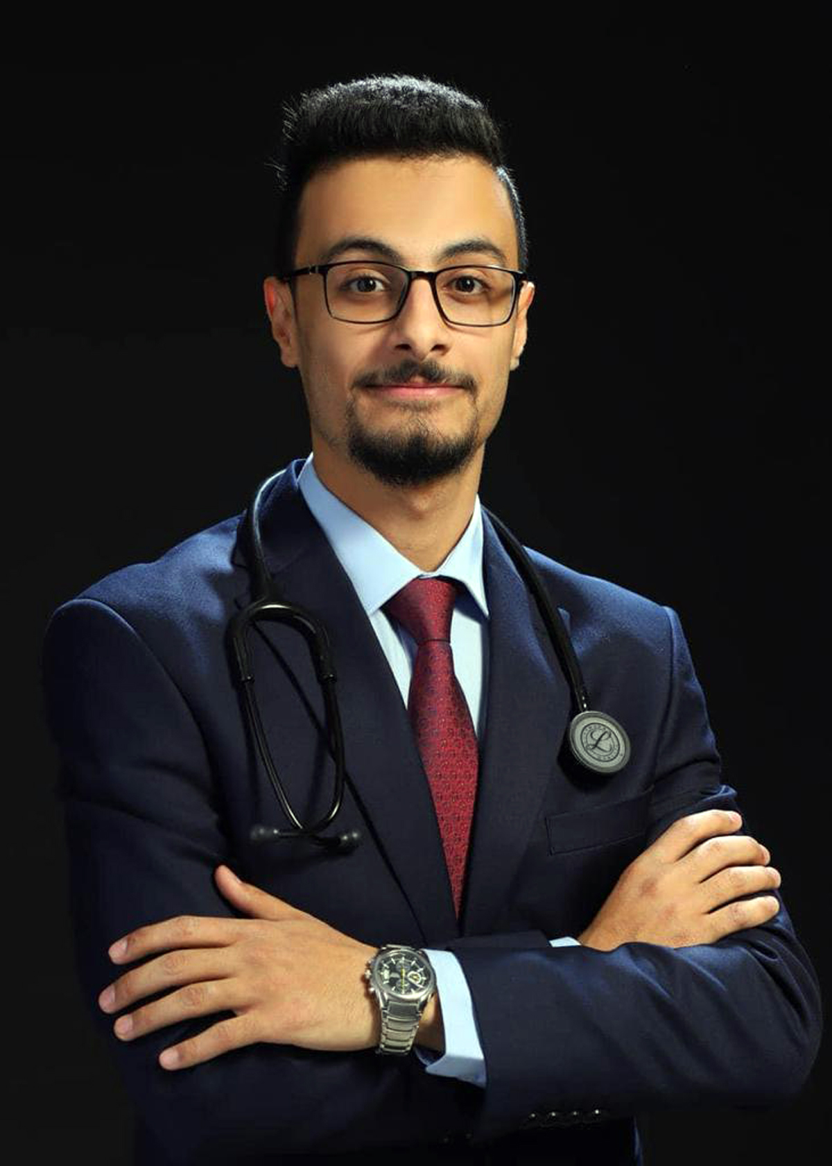 الطبيب الأردني نايف الغنميين يحصل على أعلى الدرجات بامتحان المزاولة الأميركي
