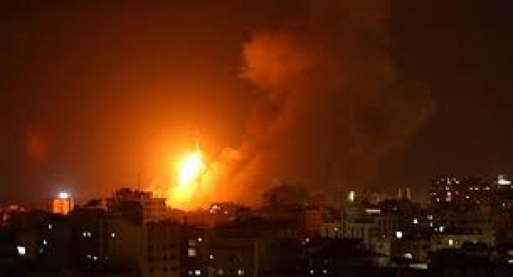 طائرات الاحتلال تقصف موقعين للمقاومة الفلسطينية في قطاع غزة