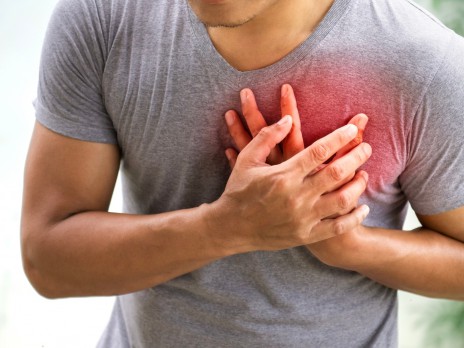 مواقف تسبب زيادة في نبضات القلب بدون مجهود