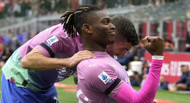 الدوري الإيطالي.. لياو يعيد ميلان إلى سكة الانتصارات