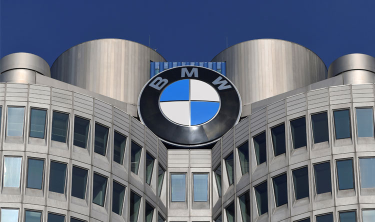BMW تحصل على موافقة السكان لبناء مصنع للبطاريات في بافاريا