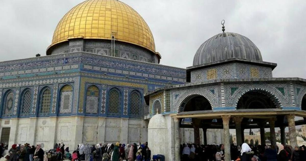 إحياء ذكرى المولد النبوي في رحاب المسجد الأقصى