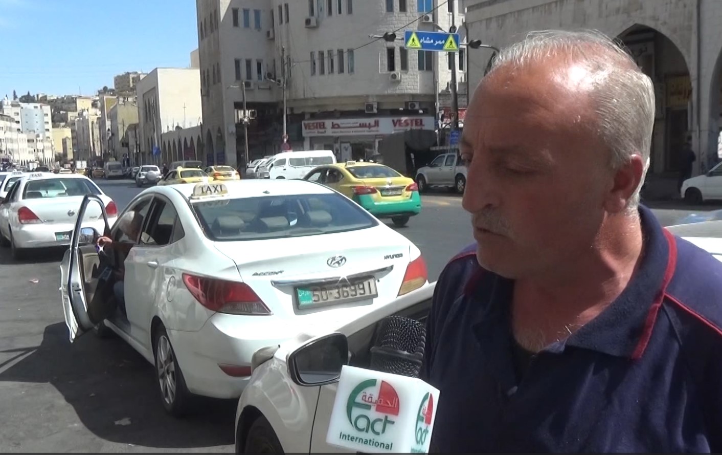 سائقو نقل عام: رفع أسعار المحروقات دمر دخولنا.. ومواطنون: رفع أجور النقل ليس حلا