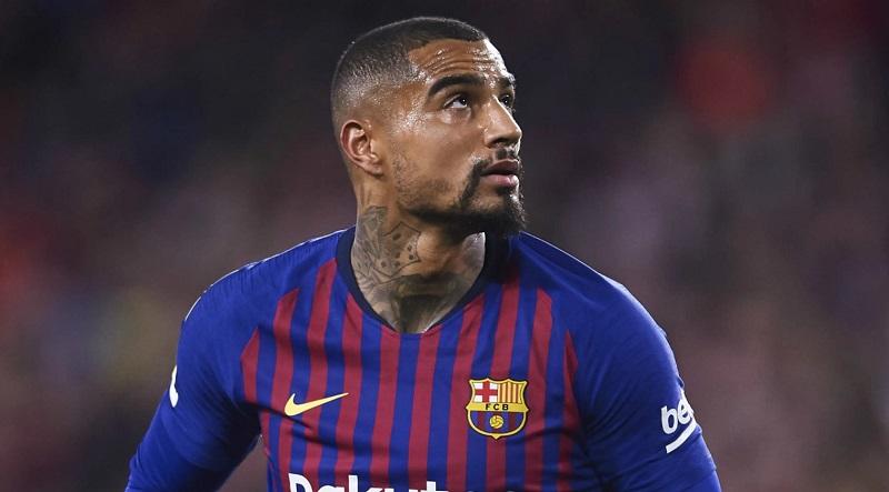 مهاجم برشلونة السابق: كذبت بشأن ميسي للانضمام إلى الفريق