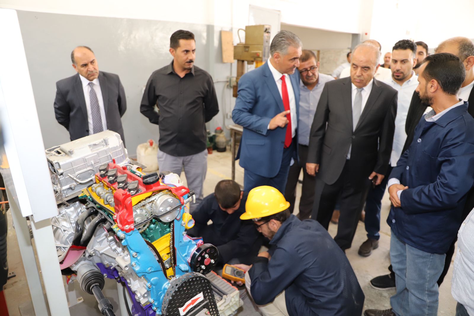 وزير التربية يتفقد عددا من مدارس مادبا