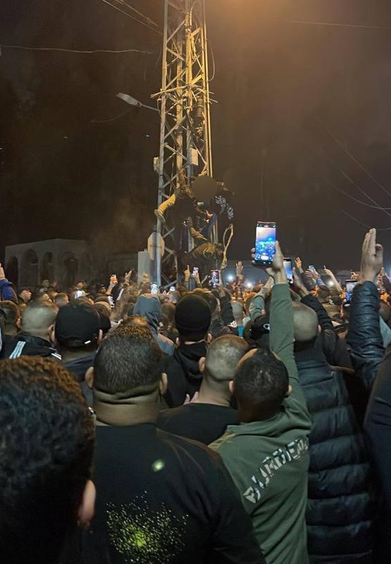 الفلسطينيون يعدمون عميلين وشيا بخلية طولكرم