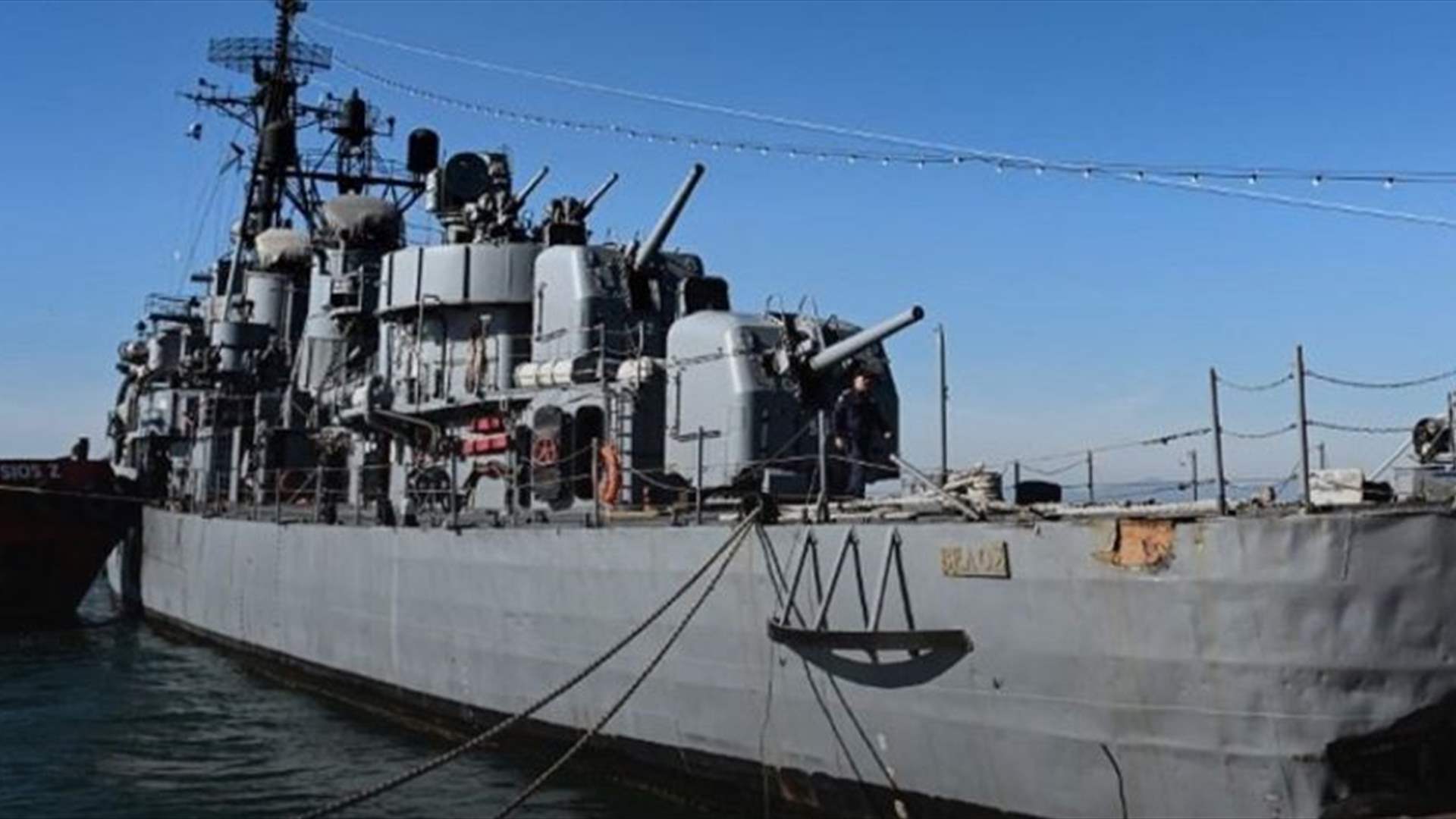 اليونان: غرق سفينة شحن على متنها 14 شخصا