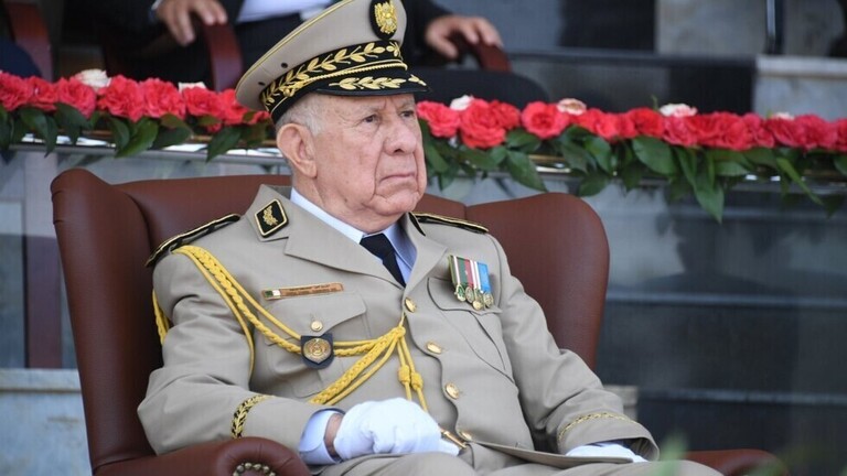 رئيس أركان الجيش الجزائري يستقبل مدير الهيئة الفدرالية الروسية للتعاون العسكري والتقني