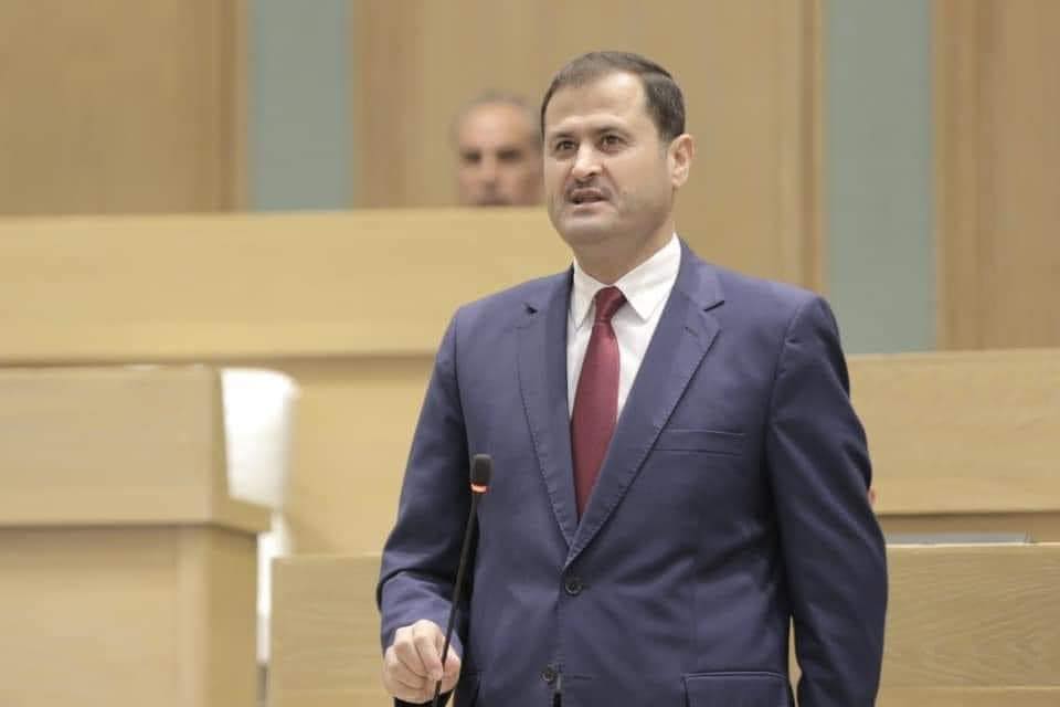 النائب المومني يحذر: تعديلات الحكومة على صندوق دعم الطالب "ستحرم الآلاف"
