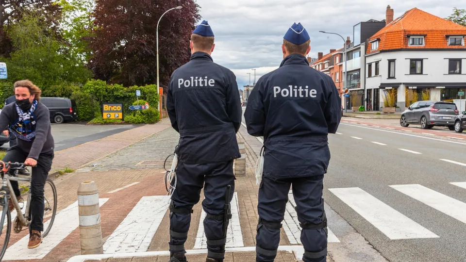 بلجيكا توقف 4 شبان اشتبهت بإعدادهم هجوماً إرهابياً