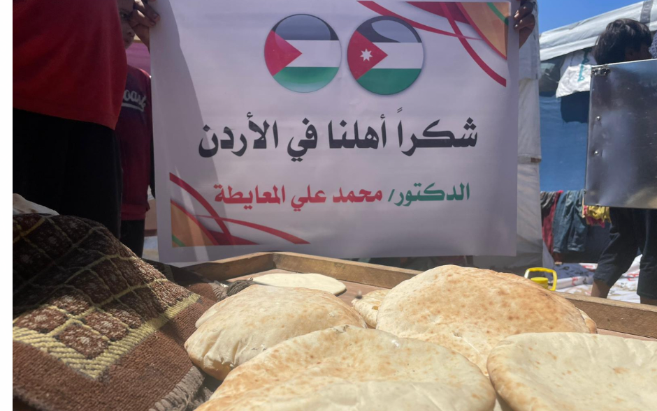 محسن أردني يبني 10 أفران خبز شمالي غزة