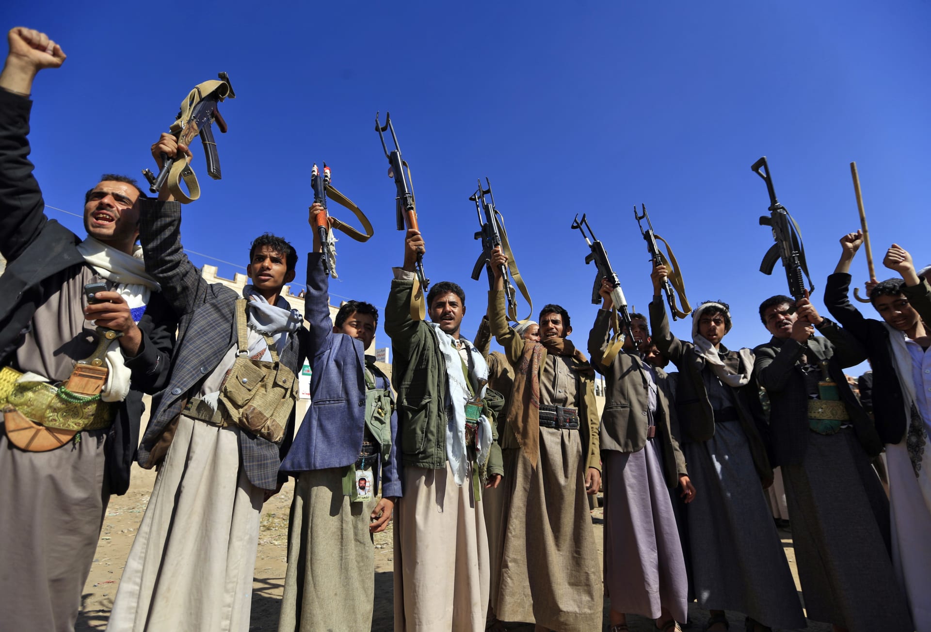 الولايات المتحدة: إيران "لن تستطيع الاختباء" وراء الحوثيين