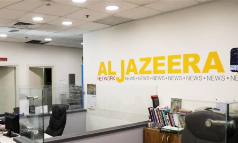 اذاعة جيش الاحتلال: قرار باغلاق ومنع عمل قناة الجزيرة في الضفة