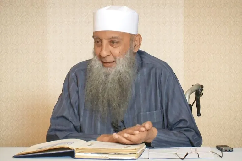 تشييع جثمان الداعية المصري أبو إسحاق الحويني في الدوحة