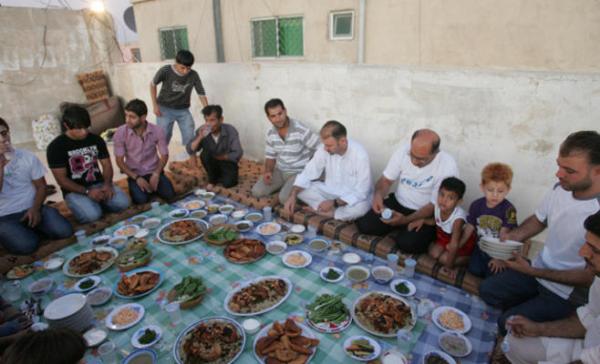 عادات رمضان بين الماضي والحاضر .. ماذا تغير؟