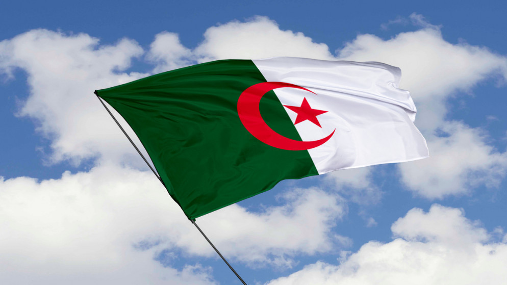 الجزائر تغلق مجالها الجوي أمام دولة مالي
