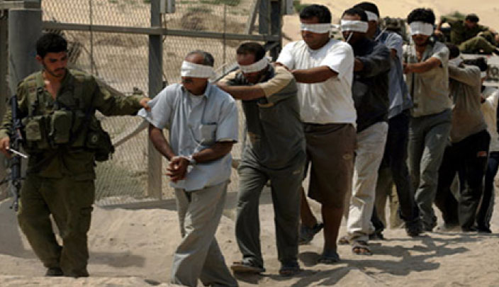 كيان الاحتلال يفرج عن 10 أسرى فلسطينيين من غزة بعد شهور من التعذيب