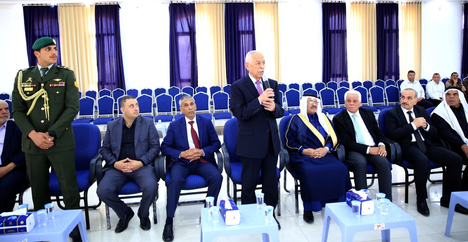 مندوبا عن الملك وولي العهد.. العيسوي يعزي عشيرتي الخرابشة والفاعوري