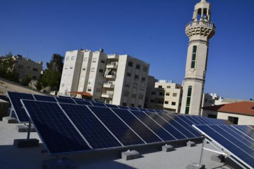 الأوقاف: خطط لتحويل غالبية مساجد الأردن إلى الطاقة الشمسية خلال 5 سنوات