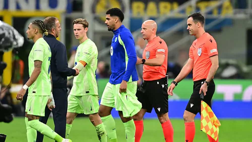 غضب في برشلونة: حكم مباراة إنتر متعاطف مع ريال مدريد